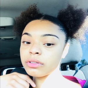 Meet your Posher, Bre